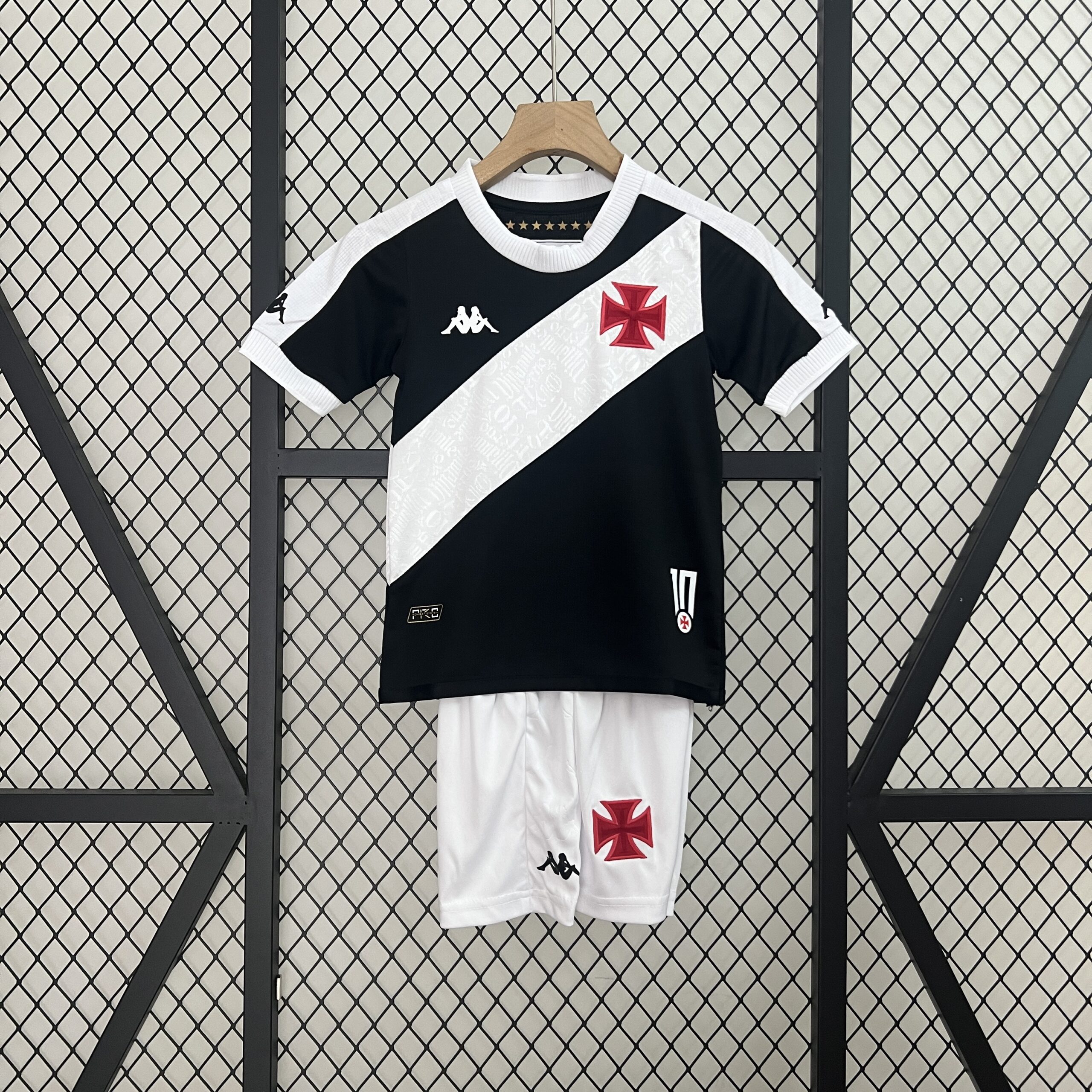 24 25 kids Vasco da Gama home size 16-28 2
